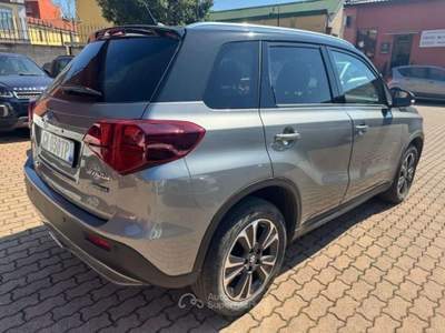 Suzuki Vitara 1.5 140V Hybrid A/T Starview Grigio usata Milano