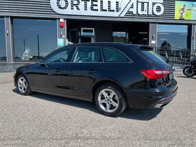 Audi A4 A4 Avant 35 TDI/163CV MHVE S tronic Business IVA DEDUCIBILE Nero usata Cerea