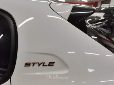 Peugeot 208 1.2 100cv Style + Car Play "SUPER PROMO" Bianco usata LEGNANO