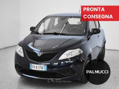 Lancia Ypsilon 1.2 69cv Gold Blu/Azzurro usata Prato