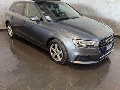 Audi A3 A3 SPB 1.6 TDI S tronic TETTO XENON NEOPATENTATI Grigio usata Cornaredo