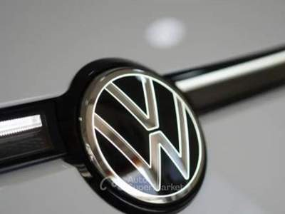 Volkswagen T-Roc 1.5 TSI ACT DSG Life Bianco usata Sant'Anastasia