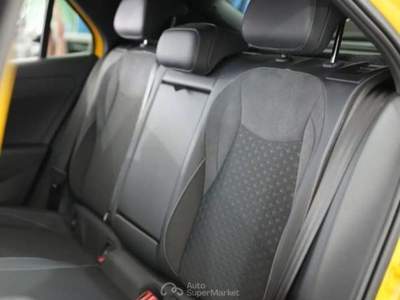 Volkswagen T-Roc 1.5 TSI ACT DSG R-Line Giallo usata Sant'Anastasia