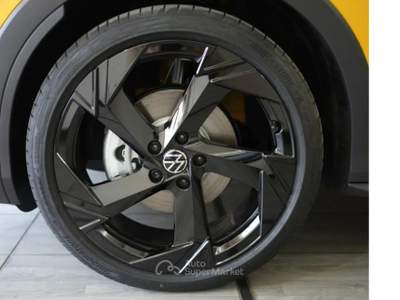 Volkswagen T-Roc 1.5 TSI ACT DSG R-Line Giallo usata Sant'Anastasia
