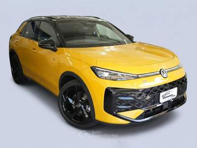 Volkswagen T-Roc 1.5 TSI ACT DSG R-Line Giallo usata Sant'Anastasia