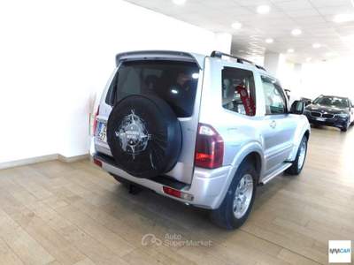 Mitsubishi Pajero 3.2 16V DI-D 3p. GLS2 Grigio usata Isola del Liri