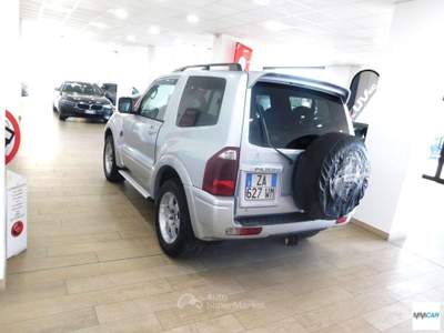 Mitsubishi Pajero 3.2 16V DI-D 3p. GLS2 Grigio usata Isola del Liri