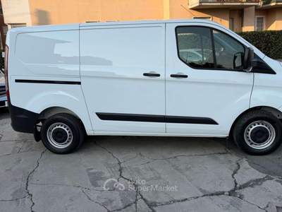 Ford Transit Custom 2.0 TDCI L1-H1 EURO 6 Bianco usata Romano di Lombardia