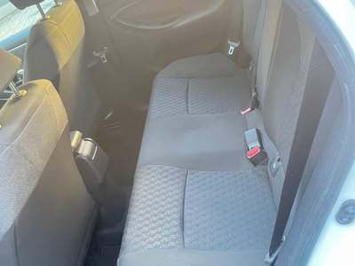 Toyota Yaris (BENZINA/ELETTRICA) - CAMBIO AUTOMATICO - KM 33.446 - ANCHE PER NEOPATENTATI - 2020 Bianco usata Varese