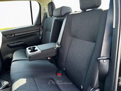 Toyota Hilux DOPPIA CABINA AUTOMATICO Nero usata Venezia