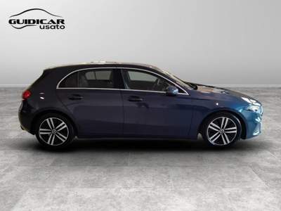 Mercedes-Benz Classe A 180 D Sport 8G-DCT Blu/Azzurro usata Lucca