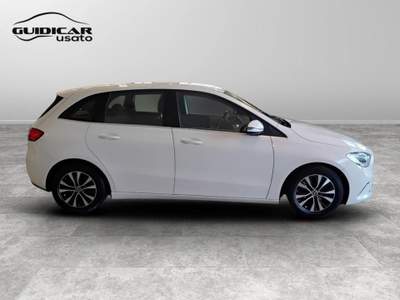Mercedes-Benz Classe B 180 D Sport Plus 8G-DCT Nero usata Lucca