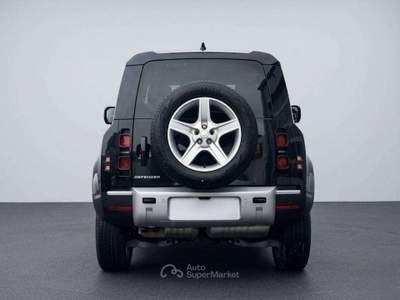 Land Rover Defender 110 3.0D I6 200 CV AWD Auto SE + IVA Nero usata Castello di Godego