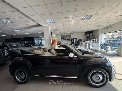 Volkswagen Maggiolino Cabrio 1.4 TSI DSG Sport anniversary 50° Nero usata Viareggio