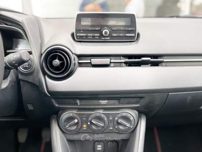 Mazda 2 Benzina 75CV E6 Neo - 2016 Bianco usata Roma