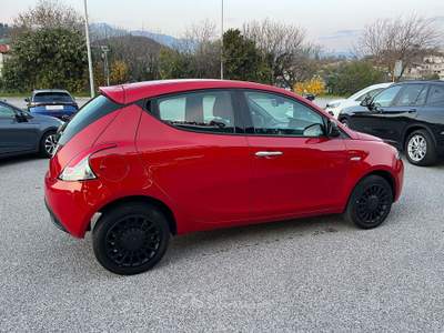 Lancia Ypsilon Ypsilon 1.2 Gold s Rosso usata Buja