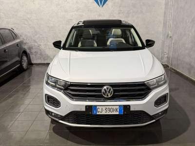 Volkswagen T-Roc T-Roc 2.0 TDI SCR 150 CV DSG 4MOTION Advanced Blue Bianco usata Cornaredo