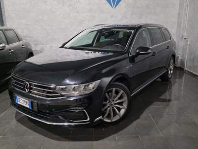 Volkswagen Passat Passat Variant 1.5 TSI ACT DSG PLUG IN HYBRID Nero usata Cornaredo