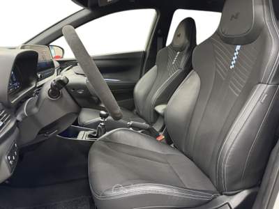 Hyundai i20 1.6 T-GDI 204cv N Performance Techno Pack + Winter Pack Bianco usata Pistoia