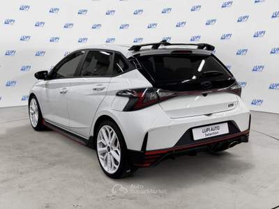 Hyundai i20 1.6 T-GDI 204cv N Performance Techno Pack + Winter Pack Bianco usata Pistoia