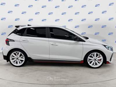 Hyundai i20 1.6 T-GDI 204cv N Performance Techno Pack + Winter Pack Bianco usata Pistoia