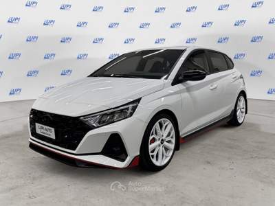 Hyundai i20 1.6 T-GDI 204cv N Performance Techno Pack + Winter Pack Bianco usata Pistoia