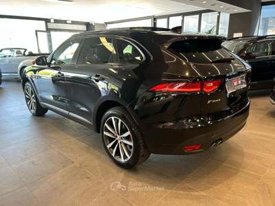 Jaguar F-Pace 2.0D 180cv AWD AUTO Nero usata Occhiobello