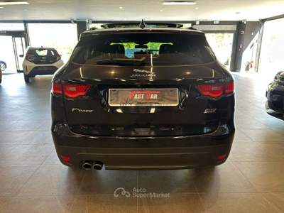 Jaguar F-Pace 2.0D 180cv AWD AUTO Nero usata Occhiobello