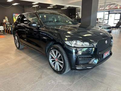 Jaguar F-Pace 2.0D 180cv AWD AUTO Nero usata Occhiobello