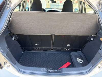 Toyota Aygo X 1.0B (72 CV) Active S-CVT Bianco usata Varese