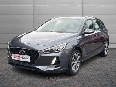 Hyundai i30 1.6 CRDi 110cv DCT Business Grigio usata Varese