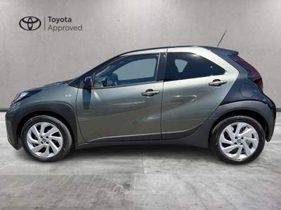 Toyota Aygo X 1.0B (72 CV) Trend Nero usata Varese