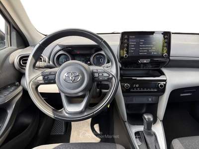 Toyota Yaris Cross 1.5H (116 CV) E-CVT Active Blu/Azzurro usata Varese