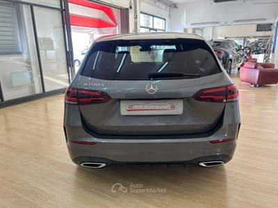 Mercedes-Benz Classe B B 200 d Automatic Sport usata BARI