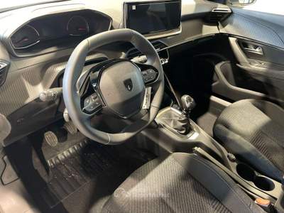 Peugeot 2008 PureTech 100 Style S/S Bianco usata Salerno