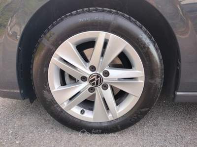 Volkswagen Golf 2.0 TDI SCR 85kW Life DSG Grigio usata Bagni di Lucca