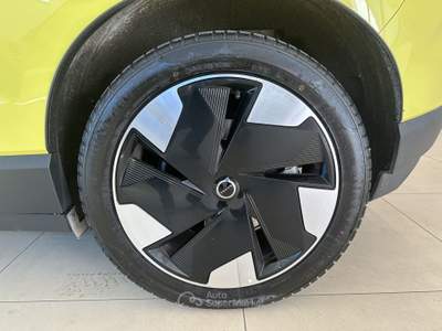 Volvo EX30 Single Motor Extended Range Plus Giallo usata Forlì