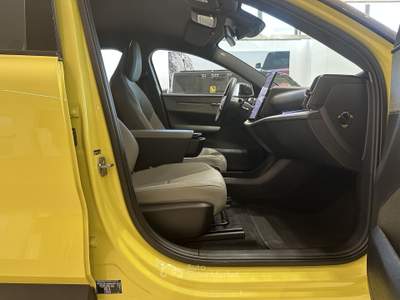 Volvo EX30 Single Motor Extended Range Plus Giallo usata Forlì