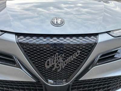 Alfa Romeo Junior 1.2 145 CV Hybrid eDCT6 Ti+BPK-Pack Techno+Tetto Grigio usata Varedo