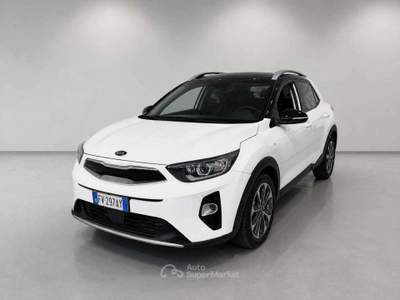 Kia Stonic 1.6 CRDi 110 CV Energy Bianco usata Rimini