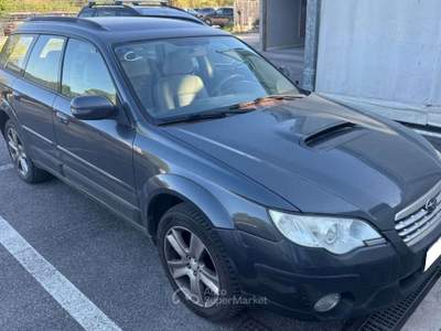 Subaru Outback III 2006 2.0d  mt Nero usata Roma
