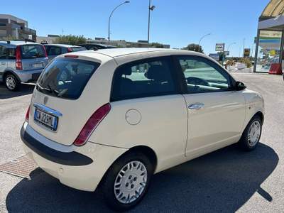 Lancia Ypsilon OTTIME CONDIZIONI Bianco usata Monopoli
