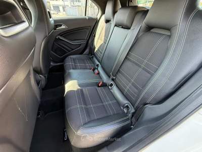 Mercedes-Benz Classe A SPORT 180CDI110CV 130MILAKM Bianco usata giugliano in campania