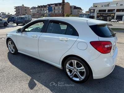 Mercedes-Benz Classe A SPORT 180CDI110CV 130MILAKM Bianco usata giugliano in campania