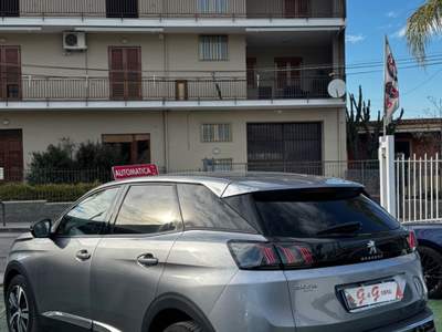 Peugeot 3008 S&S EAT8 Allure Pack Argento usata SOMMA VESUVIANA