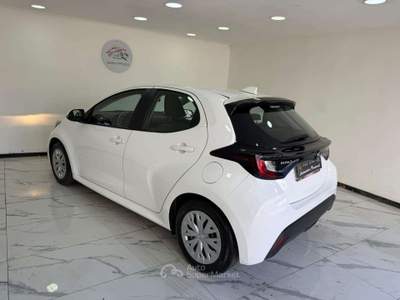 Mazda 2 1.5 vvt full hybrid electric Pure e-cvt-2022 Bianco usata Roma