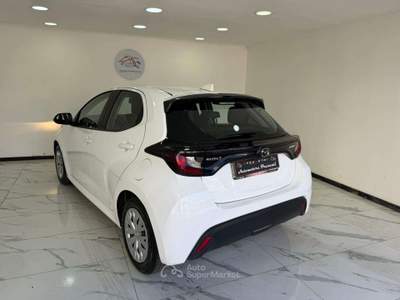 Mazda 2 1.5 vvt full hybrid electric Pure e-cvt-2022 Bianco usata Roma
