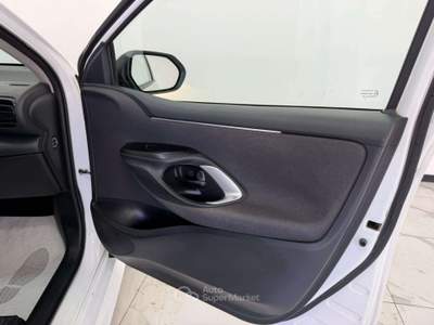 Mazda 2 1.5 vvt full hybrid electric Pure e-cvt-2022 Bianco usata Roma
