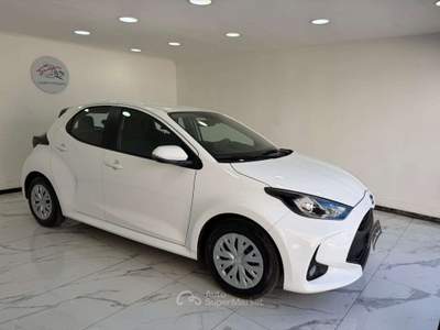 Mazda 2 1.5 vvt full hybrid electric Pure e-cvt-2022 Bianco usata Roma