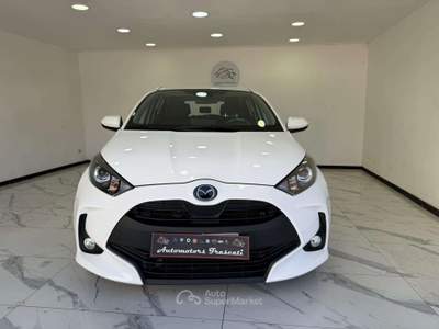 Mazda 2 1.5 vvt full hybrid electric Pure e-cvt-2022 Bianco usata Roma